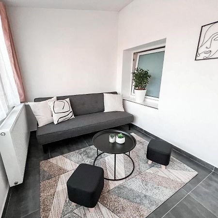 Williams Apartments Praag Buitenkant foto