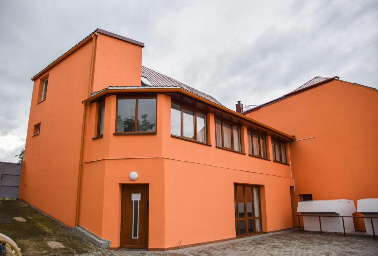 Williams Apartments Praag Buitenkant foto