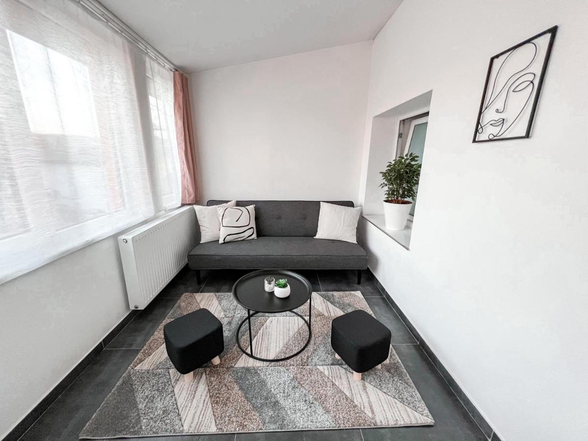 Williams Apartments Praag Buitenkant foto